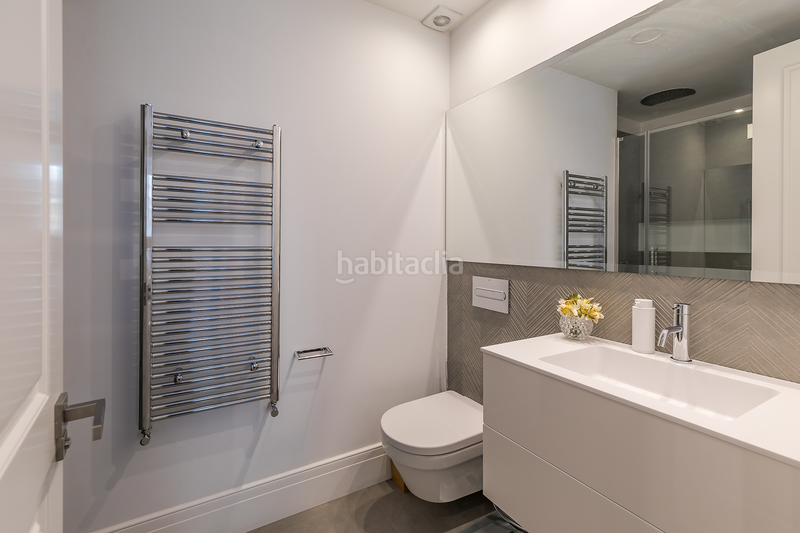 Foto 32f44d7d-3464-4c08-90a9-6934de1bff38. Alquiler apartamento piso amueblado en alquiler en la mejor zona del barrio de salamanca en Madrid