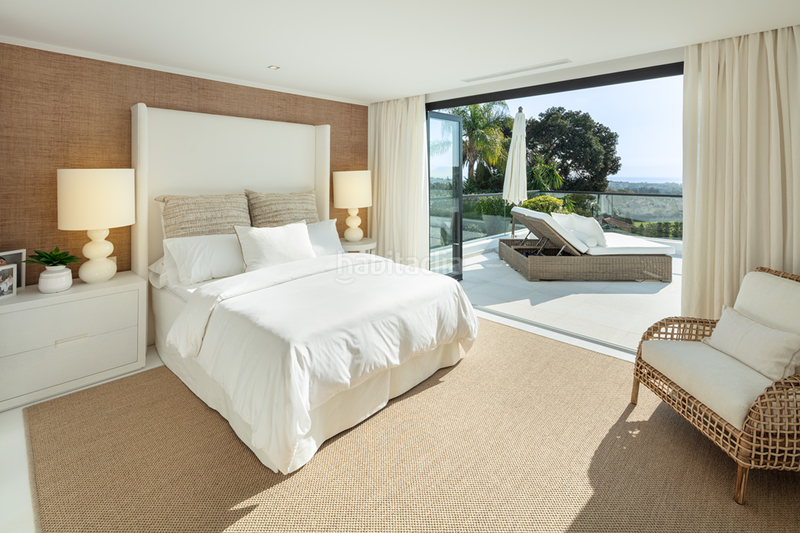 Foto 65dc7c03-90f5-4fd3-96ef-b64a1607eb84. Casa villa elisia la cerquilla, situada en una parcela elevada con vistas al mar. en Marbella