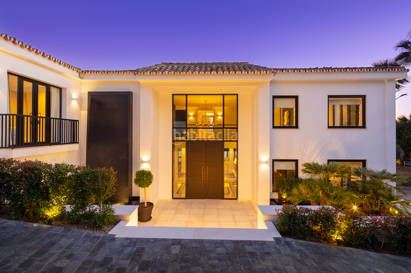 Foto 7a15a1f9-4c6b-453d-9fcc-1eff49b88616. Casa villa elisia la cerquilla, situada en una parcela elevada con vistas al mar. en Marbella