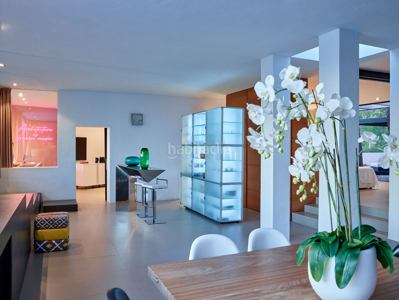 Foto f1a6d2c8-5de0-4cee-b85d-ca7d1862d9ee. Affitto casa con riscaldamento parcheggio piscina in Sant Josep de sa Talaia