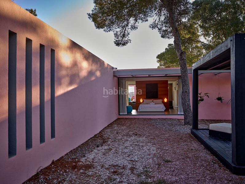 Foto 23776639-6c9a-4cb7-bbf6-132a3977c7d0. Location maison avec chauffage parking piscine dans Sant Josep de sa Talaia