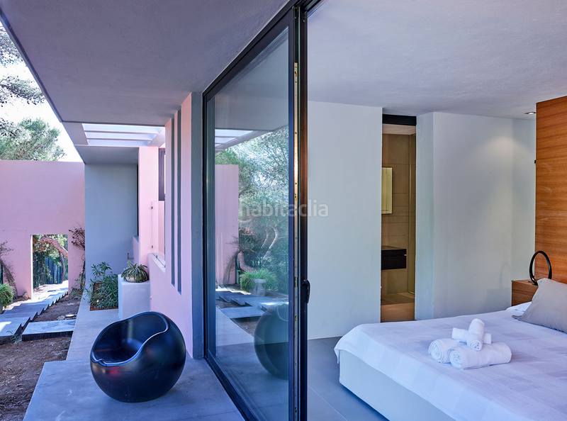 Foto f9c76bf0-5d50-4f60-908b-2c51127b9ce3. Location maison avec chauffage parking piscine dans Sant Josep de sa Talaia