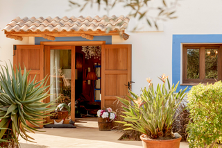 Location Maison à Sant Jordi de Ses Salines-Sant Francesc. Villa típica de ibiza en alquiler anual cerca de cala jondal y s