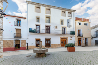 Maison à Vall de Gallinera (La). Casa restaurada con vistas a la montaña