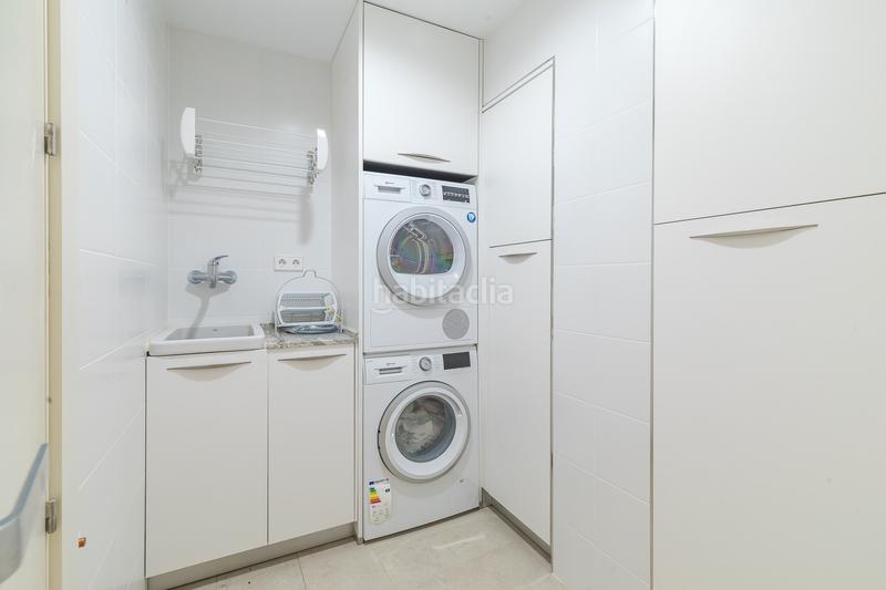 Foto 9841b5f2-3c16-4d27-9eff-ad784878bf91. Alquiler apartamento piso a metros del retiro y con vistas al jardín botánico en alquiler en Madrid