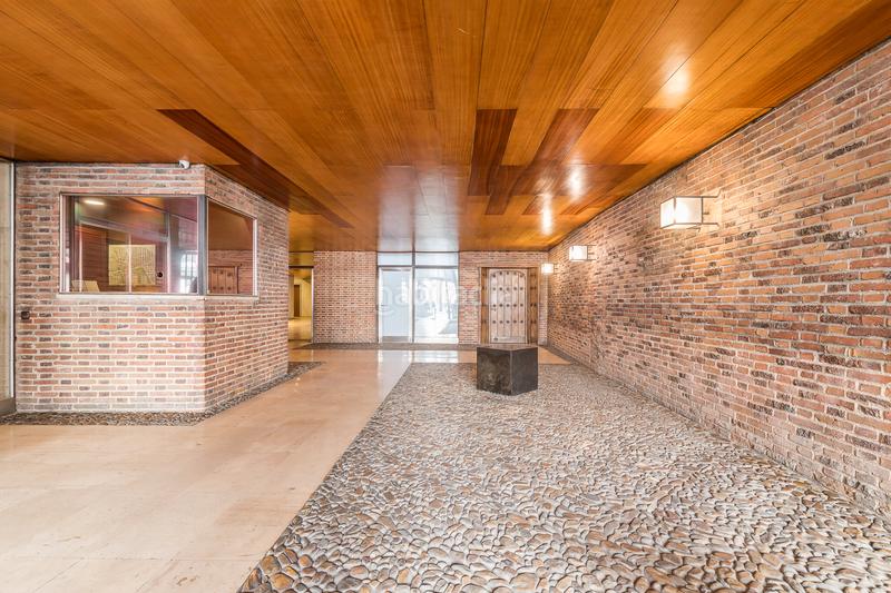 Foto b1280916-2629-458c-b24f-a949006b7f15. Alquiler apartamento piso a metros del retiro y con vistas al jardín botánico en alquiler en Madrid