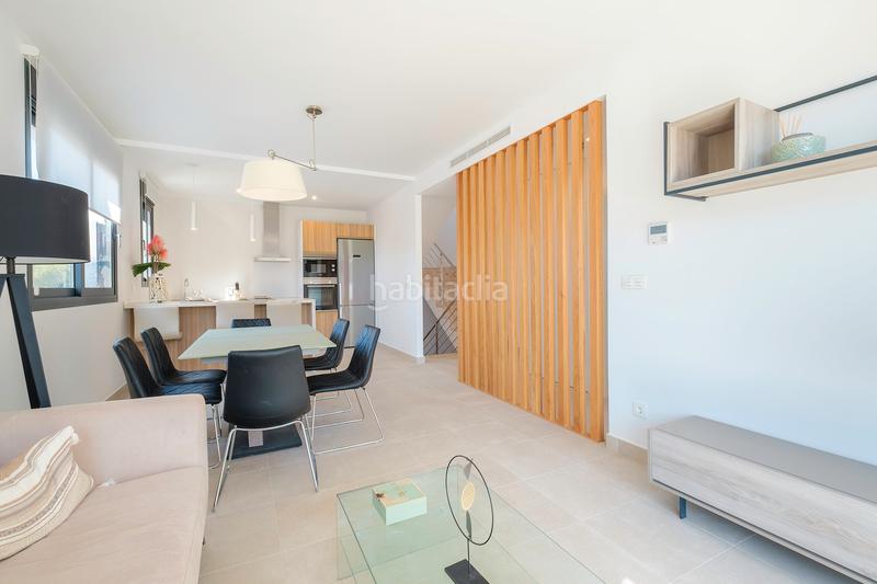 Foto eb2ea0a5-a9bb-48c3-a59f-9872655e3115. Maison dans Coloma Nucia (la)