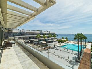 Apartament a Ses Figueretes - Platja d'en Bossa - Cas Serres. Ático dúplex con vistas panorámicas al mar y piscina privada