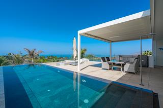 Maison à Abama. Villa moderna en el campo de golf de abama