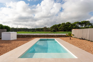 Casa a Port d´Addaia. Villa moderna con posibilidades de personalización en menorca