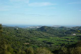 Maison à Es Mercadal Poble. Finca rústica en venta en menorca con amplio terreno y edificaci