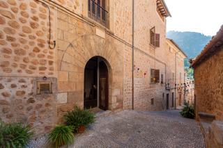 Maison jumelée à Fornalutx. Casa de pueblo a actualizar en fornalutx