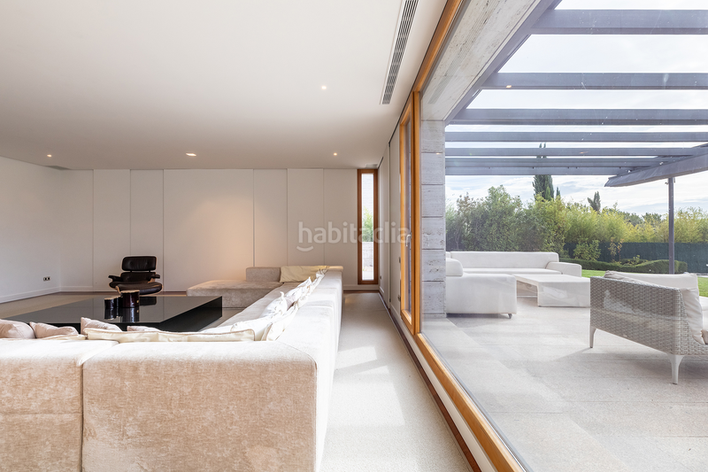 Foto 36797653-6a36-4564-90f7-cd6df452f8f6. Alquiler casa magnífica villa de lujo en La Finca en alquiler en Pozuelo de Alarcón