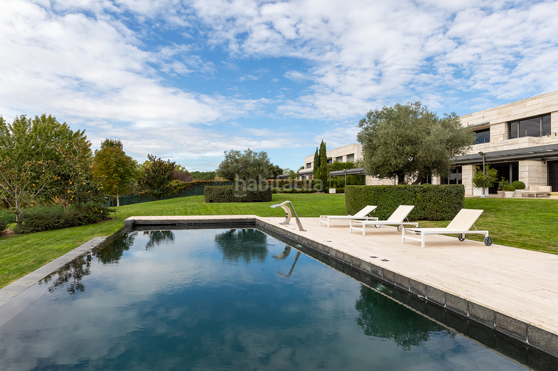 Foto 7cb5100a-f156-4c87-a0a6-4fe4a06a5675. Alquiler casa magnífica villa de lujo en La Finca en alquiler en Pozuelo de Alarcón