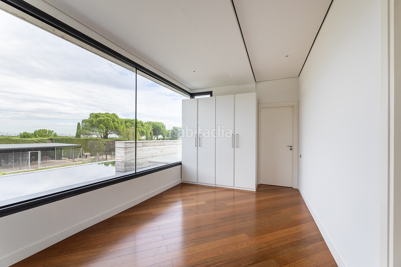 Foto ba950bbe-6115-409d-9a1c-b2055797c016. Lloguer casa amb aparcament piscina a La Finca Pozuelo de Alarcón