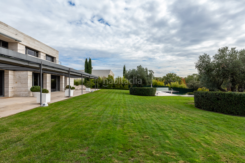 Foto 03812b19-58aa-4a94-a056-c12671229823. Miete haus mit parking pool in La Finca Pozuelo de Alarcón