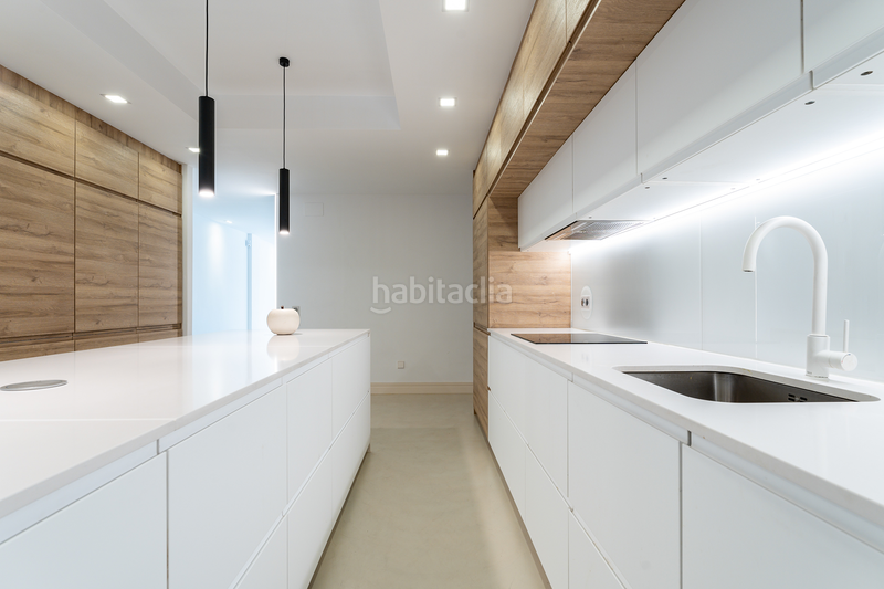 Foto 710477ba-6a40-41e9-8cc3-27b966c50265. Apartamento excepcional piso de lujo confort, cultura y exclusividad en Málaga