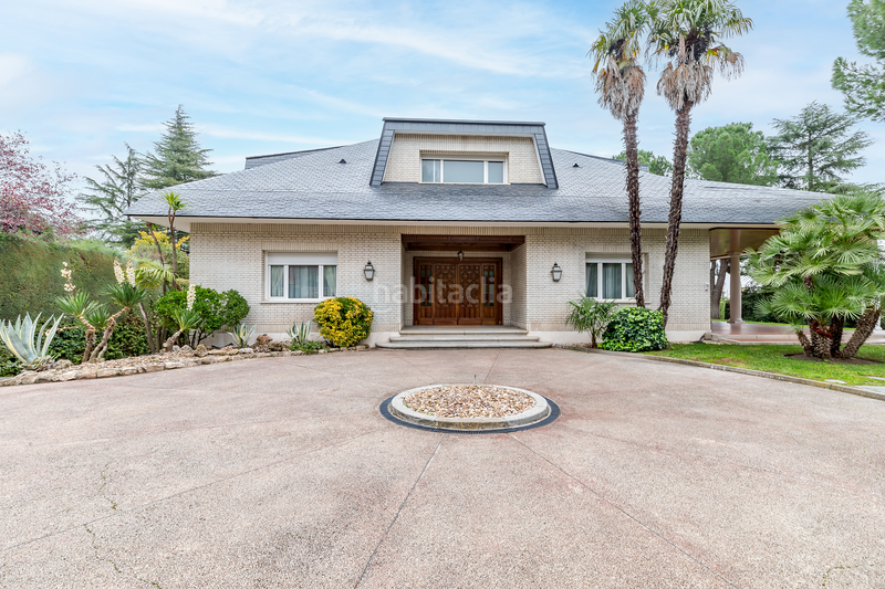 Foto 43101898-3617-4631-a8ac-0b3d148a5de0. Miete haus mit heizung parking pool in Las Lomas Boadilla del Monte