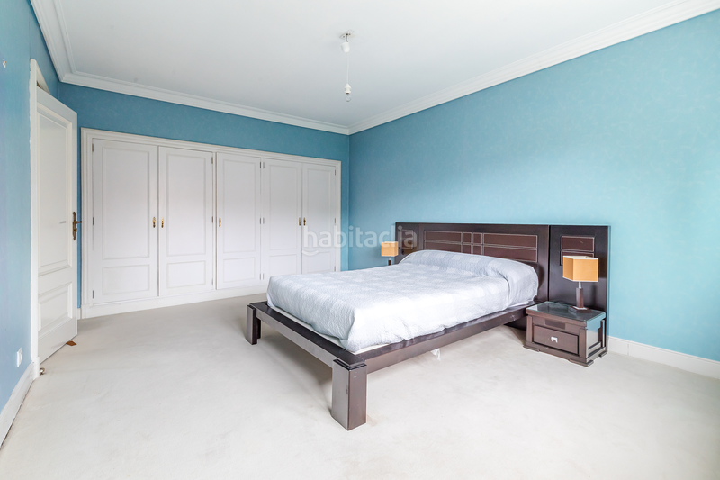 Foto c31484a6-be28-49e3-a548-faf5f7183139. Rent house with heating parking pool in Las Lomas Boadilla del Monte