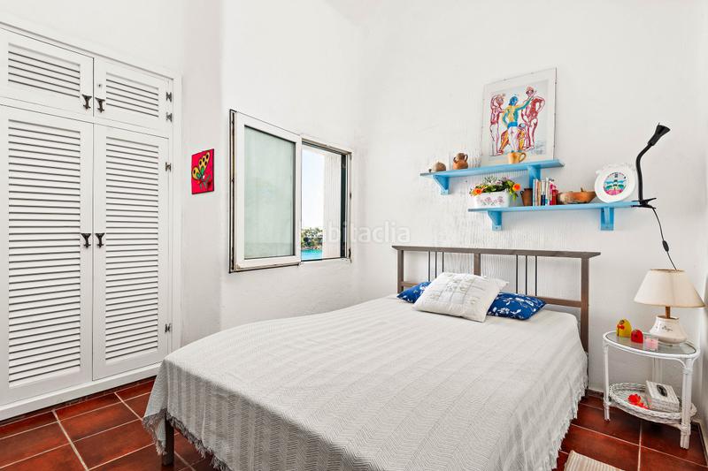 Foto fc800374-c30f-4017-906b-e685ea431f30. Apartamento dúplex con vistas al mar en arenal den castell menorca exclusiva propiedad con potencial de reforma en Es Mercadal