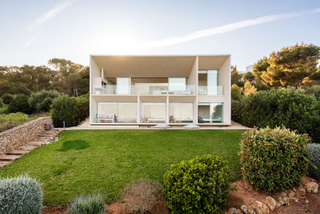 Casa a Coves Noves. Villa exclusiva con vistas panorámicas al mar en coves noves