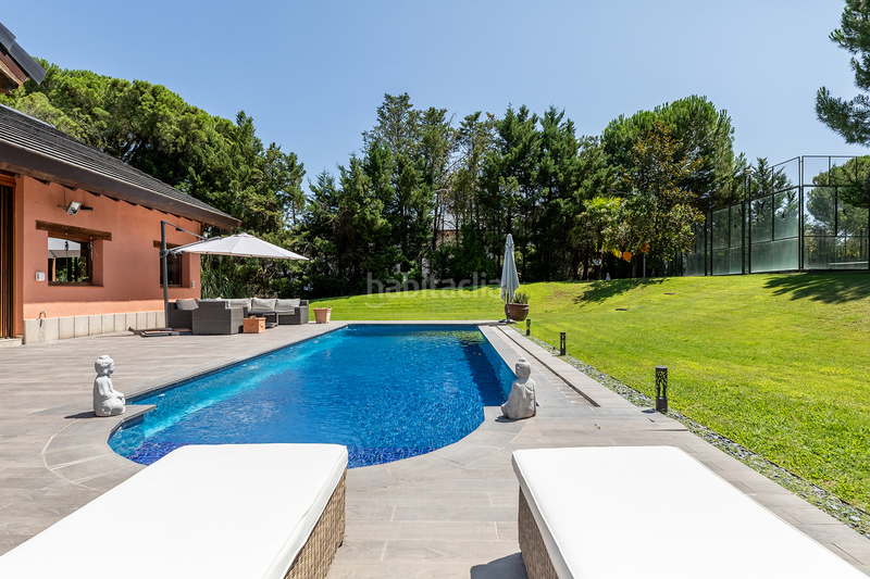 Foto 9d384840-e7b8-4461-bc45-83129efc03a8. Haus mit heizung parking pool in Monteclaro Pozuelo de Alarcón