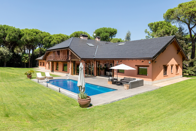 Foto e8209136-72c7-46b6-9554-2dea641dcb30. Haus mit heizung parking pool in Monteclaro Pozuelo de Alarcón