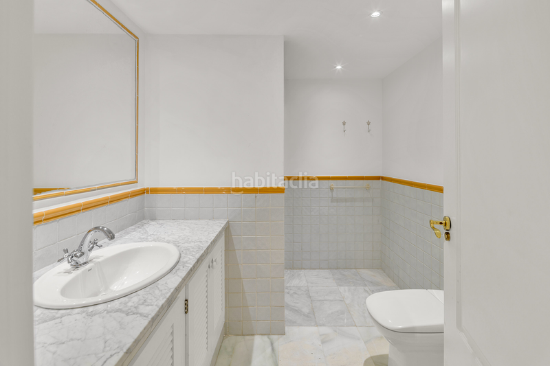 Foto 2bd0d29e-fdf7-4189-93a7-da086acc2e76. Apartament amb calefacció aparcament piscina a Marina Botafoc-Talamanca Ibiza