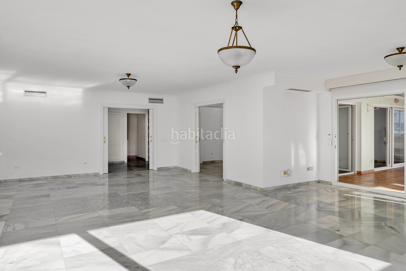Foto f12216a1-acd7-4e72-afec-54dda5e3a7c5. Apartament amb calefacció aparcament piscina a Marina Botafoc-Talamanca Ibiza