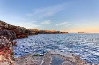 Terreny residencial a Cala en Blanes. Oportunidad única terreno edificable junto al mar en venta en me