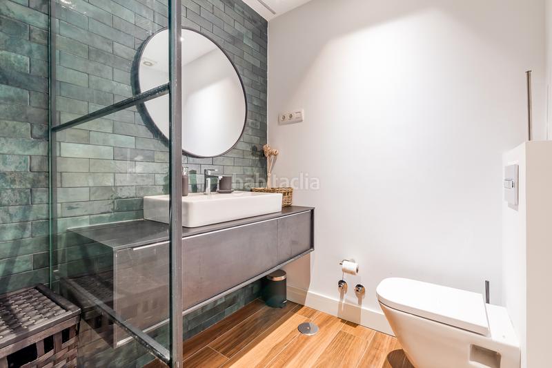 Foto 222a93b4-1772-4845-b68a-1a8b54b8d937. Alquiler apartamento moderno piso en alquiler en el centro en Madrid