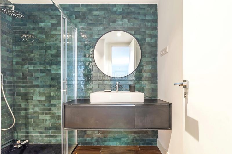 Foto 8220c623-b9f1-42b3-867f-ce8e0494757a. Alquiler apartamento moderno piso en alquiler en el centro en Madrid