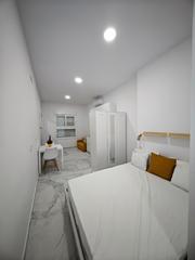 Lloguer Estudi a Calle robinson crusoe 1. Estudio en alquiler