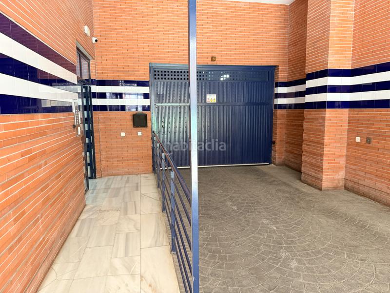 Foto 7492990a-9869-4bfb-881b-317f70242104. Alquiler piso  exterior en excelente zona en Los Castillejos - La Trinidad Málaga