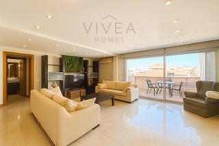 Àtic a San Pere. Impresionante áticodúplex de 147 m2 con 4 dormitorios, 3 baños,