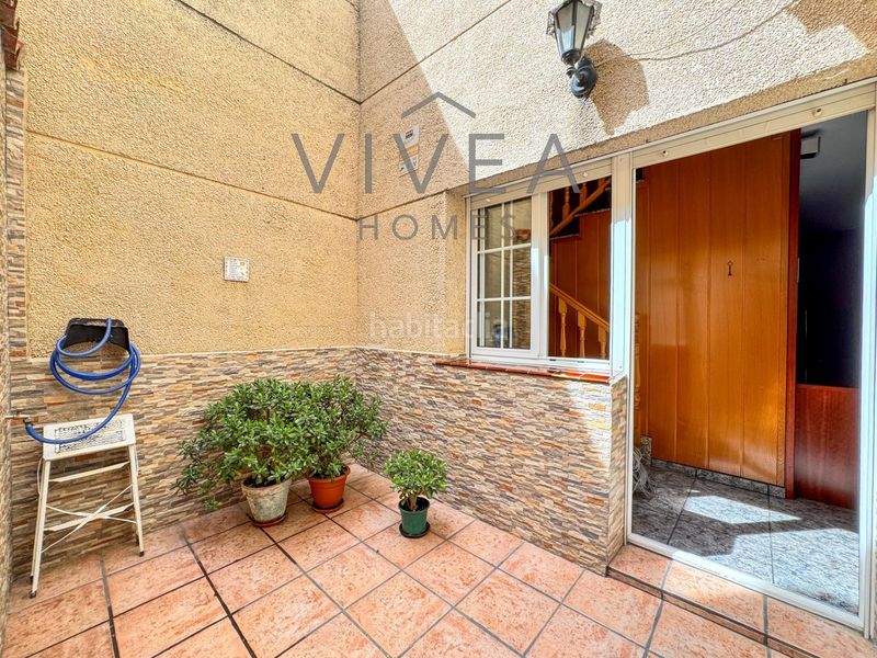 Foto 582e3390-a098-4138-a2d4-7929e5b0ffcb. Casa amb calefacció aparcament a Torre-romeu Sabadell