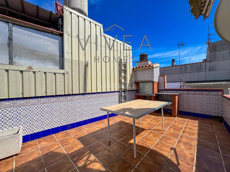 Foto ffd14252-4654-4190-93cc-394269454a29. Casa amb calefacció aparcament a Torre-romeu Sabadell