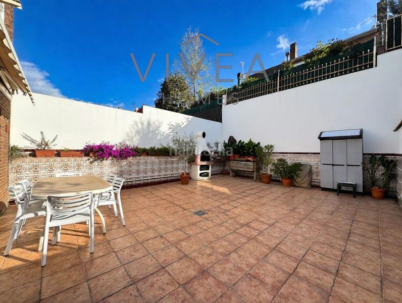 Foto f4792537-bed9-41a8-a7fa-40b5822120e2. Casa amb aparcament a Can Fatjó-Sant Jordi Park-Plana del Castell Rubí