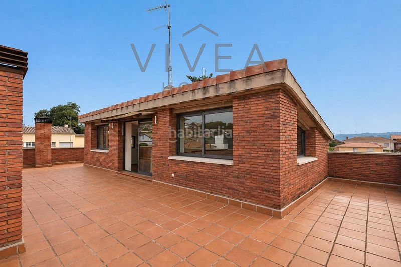 Foto 83ee7a0c-c6ce-4dcd-92af-f87e17cde52f. Casa amb calefacció aparcament piscina a Can Rull Sabadell