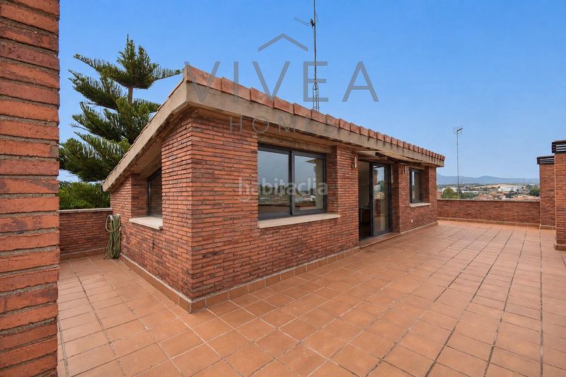 Foto 958161ed-7642-4f0b-9422-8d9508b67d8d. Casa amb calefacció aparcament piscina a Can Rull Sabadell