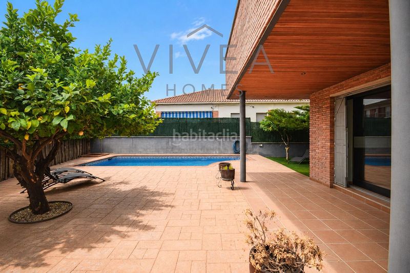 Foto cdfba964-19d4-450e-9ea7-6a72f92e9146. Casa amb calefacció aparcament piscina a Can Rull Sabadell