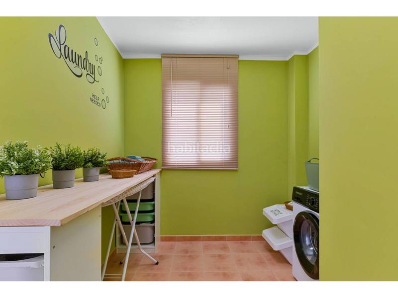 Foto 4e6b3747-4288-4654-9458-fbbee1d58c02. Casa con parcheggio piscina in Manilva pueblo Manilva