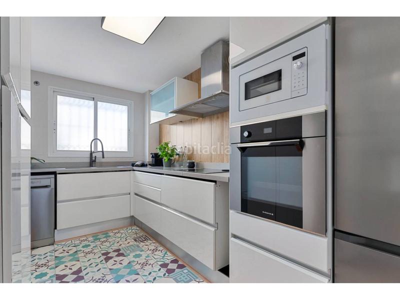 Foto f196f5e2-4847-48b2-a2e8-9a3593e1c7fd. Casa a schiera con parcheggio piscina in Manilva pueblo Manilva