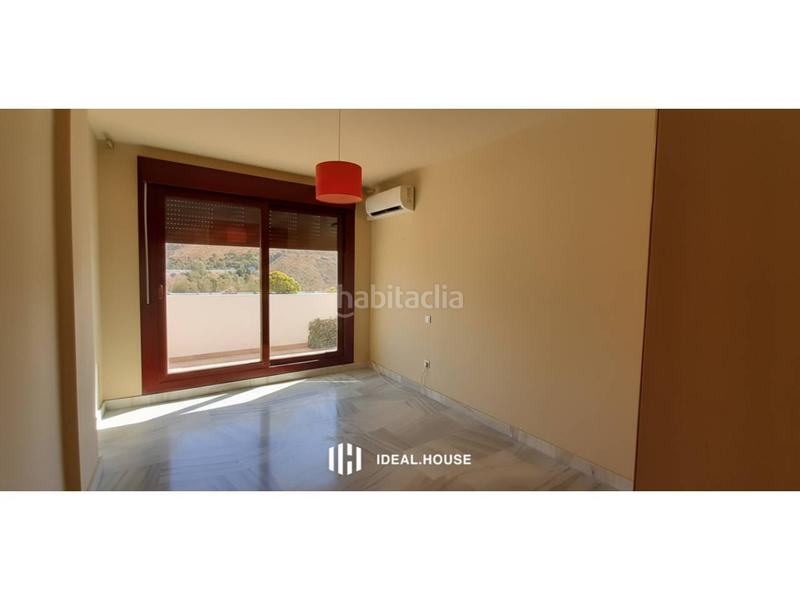 Foto ba56fdab-14d0-4372-9eca-5e826a97130c. Duplex avec parking dans Los Flamingos Benahavís