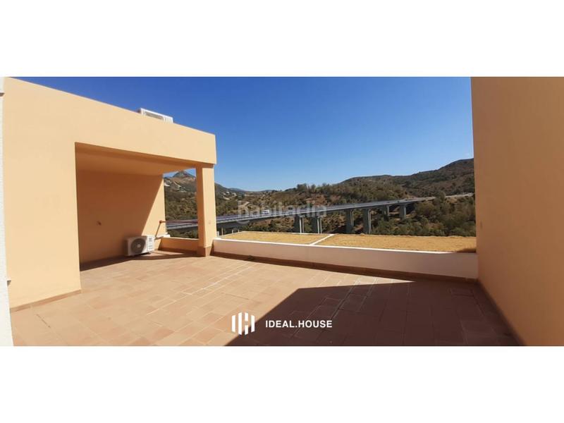 Foto ada8a489-77bb-430c-b189-de1175e7d0ef. Dúplex  en venta en urbanización parque botánico, benahavis, málaga en Benahavís