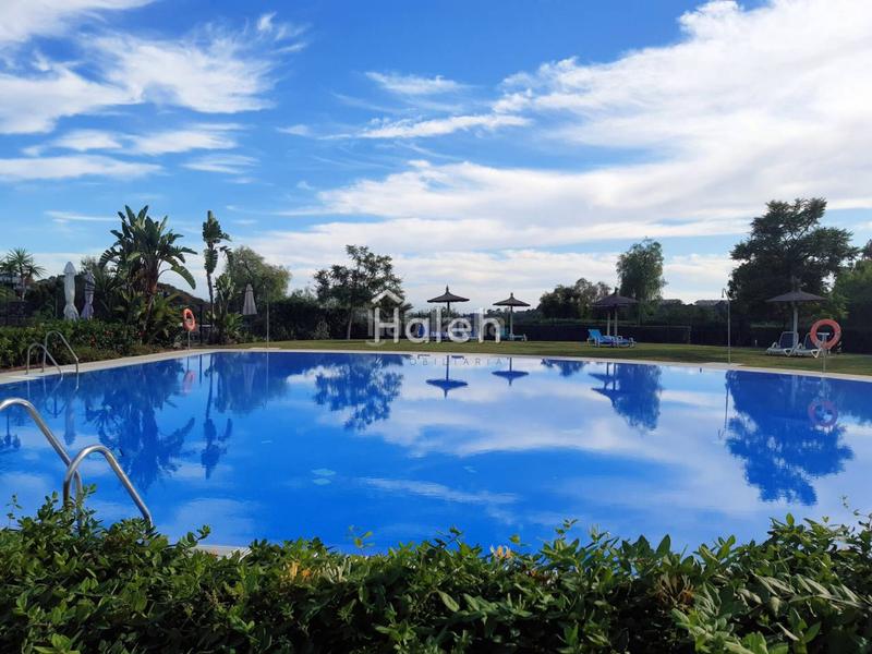 Foto 4aba9d49-6420-4907-9f0c-68b1d6e7f74a. Piso dúplex en venta en parque botánico, listo para disfrutar desde el primer día en Benahavís