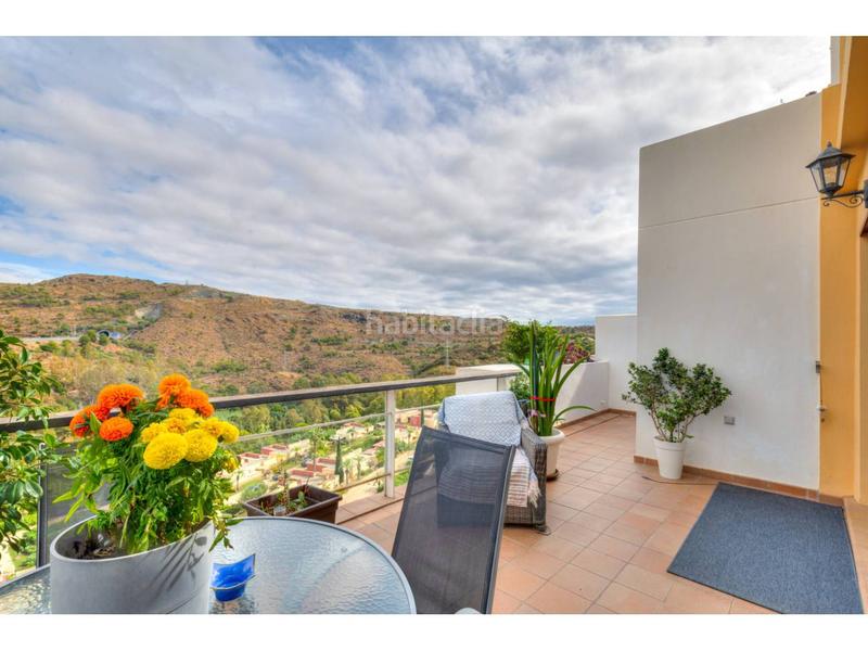 Foto 52a825ce-6581-44be-a533-6432609fd442. Piso dúplex en venta en parque botánico, listo para disfrutar desde el primer día en Benahavís