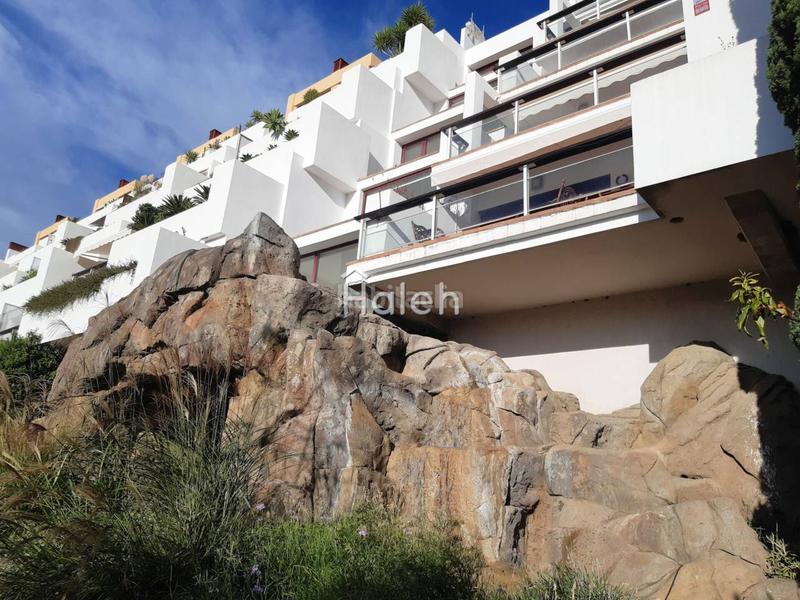 Foto f9332128-4a9f-4bac-b966-8d9ad709be6e. Zweistöckige wohnung mit parking pool in Los Flamingos Benahavís