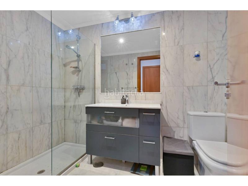 Foto 47498a55-f8d3-498f-bc2e-c991294f4e74. Pis amb aparcament a La Concha - Resina Golf Estepona