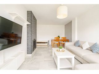 Etagenwohnung  Urbanizacion parque botanico las lomas de guadalm. 2 dormitorios, gran terraza y resort privado en parque botánico